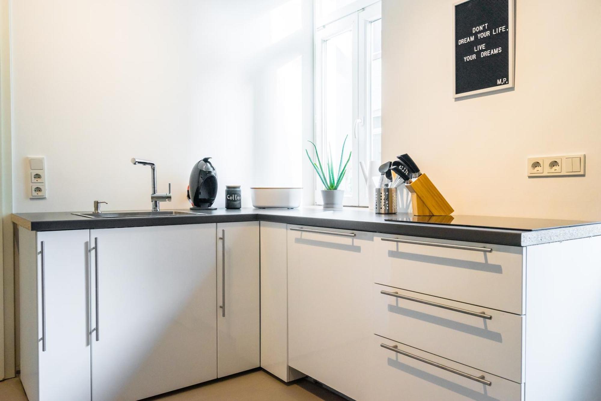 Home By Doni I Serviced Apartments I Ruhig I Zentral Nahe Rmcc, Staatsheater & Landtag Wiesbaden Oda fotoğraf